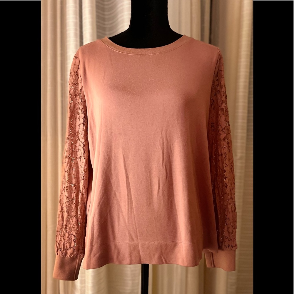 Women’s Lace blouse